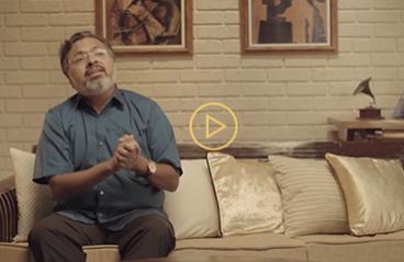 Explore how gold played an important role in the Ramayana and is equally relevant in Indian culture with Devdutt Pattanaik Explore how gold played an important role in the Ramayana and is equally relevant in Indian culture with Devdutt Pattanaik