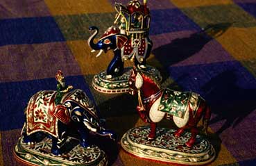 Traditional Meenakari Design Artefacts Traditional Meenakari Design Artefacts