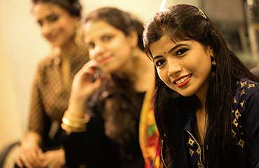 Role of gold in many facets of woman's life Role of gold in many facets of woman's life