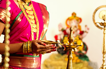 Traditional pure gold jewellery Traditional pure gold jewellery