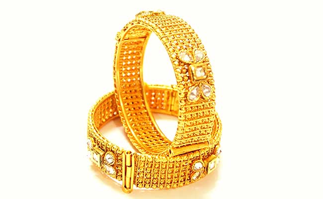 Gold Jadau Bracelet Meenkari design Gold Jadau Bracelet Meenkari design
