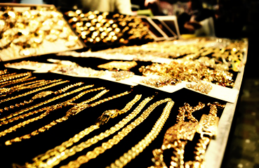 What will be the forecast of gold market in the coming future?